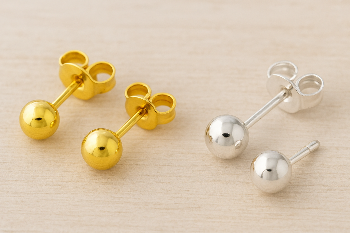 Diferenças-entre-brincos-segundo-furo-folheado-vs-prata-925.